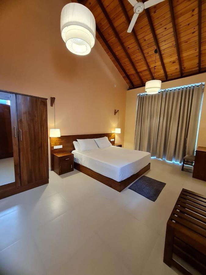 Siri Tropical Retreat Villa Hikkaduwa Bagian luar foto
