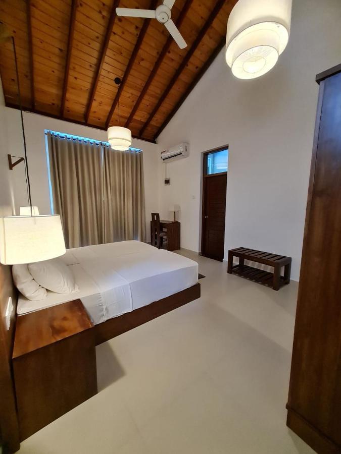 Siri Tropical Retreat Villa Hikkaduwa Bagian luar foto