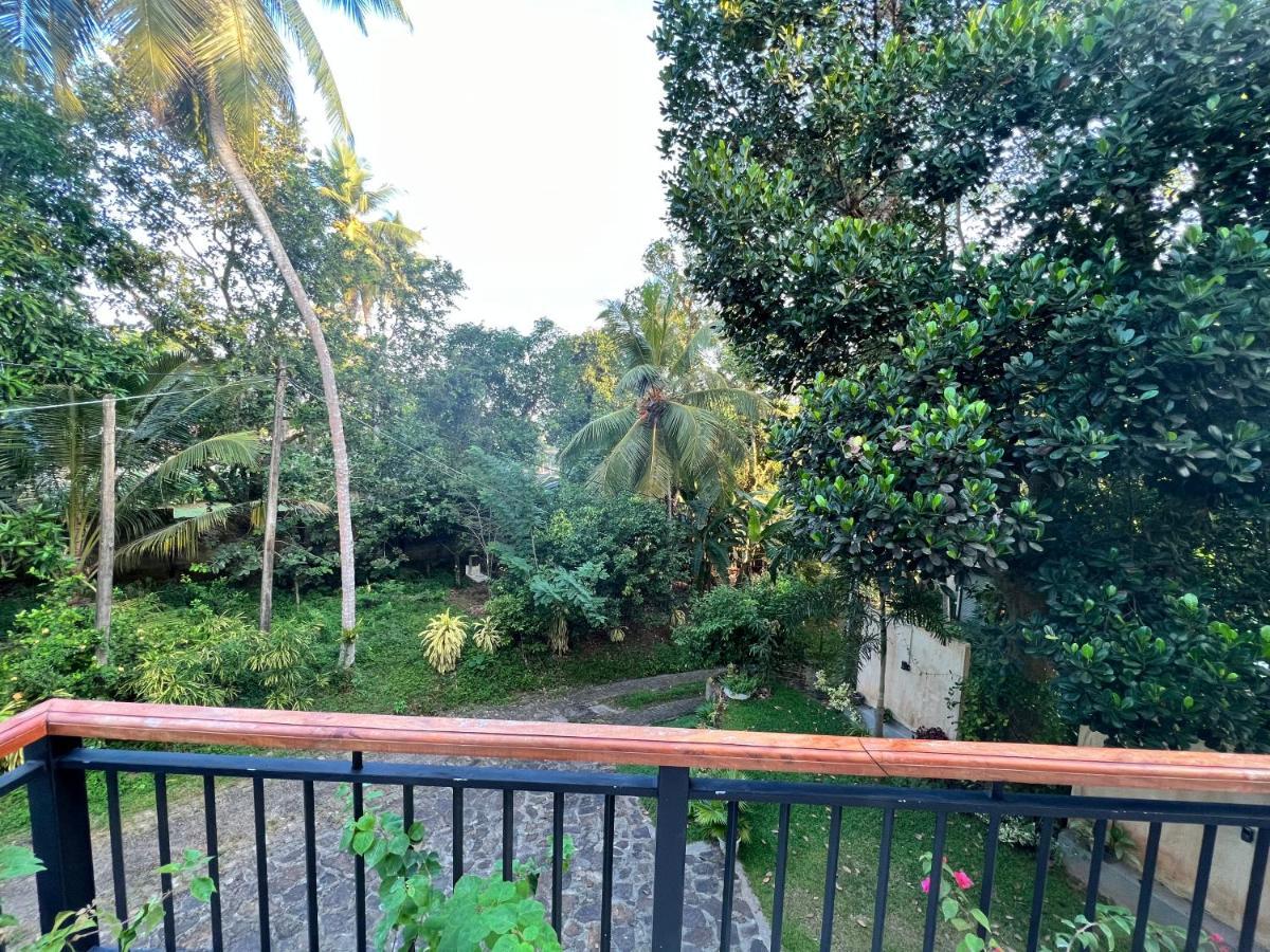 Siri Tropical Retreat Villa Hikkaduwa Bagian luar foto